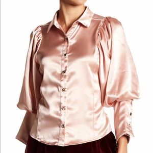 Gracia Satin bishop sleeve Collar shirt in Blush